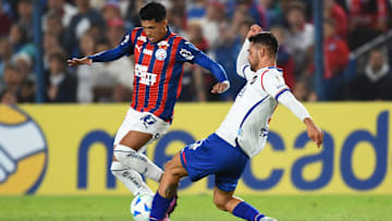 Erick Pulga foi decisivo no jogo em Montevidéu