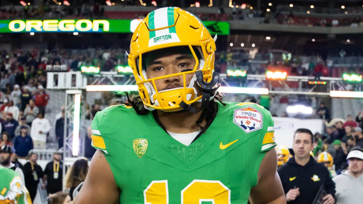 Jan 1, 2024; Glendale, AZ, USA; Oregon Ducks defensive end Matayo Uiagalelei (10) against the Liberty Flames during the 2024 Fiesta Bowl at State Farm Stadium. Mandatory Credit: Mark J. Rebilas-USA TODAY Sports