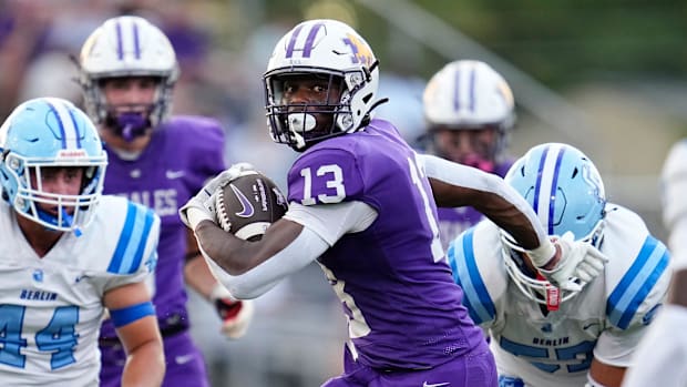 Columbus (Ohio) St. Francis DeSales' Jonathan Brown (13) is one of two running backs committed to Michigan in the 2026 cycle.