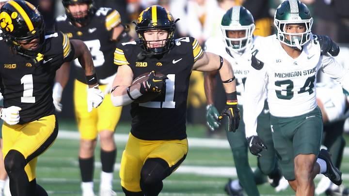 Kaden Wetjen would immediately upgrade the Packers return game