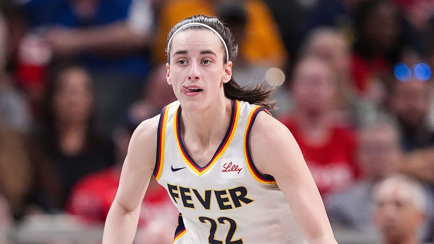 Caitlin Clark Matches Michael Jordan With WNBA Playoffs Rookie Performance