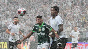 Rony fez dois gols para o Verdão, e Gil garantiu o empate ao Timão
