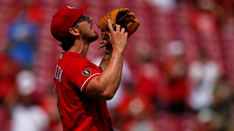 Cincinnati Reds relief pitcher Michael Lorenzen (21) celebrates the Reds win.