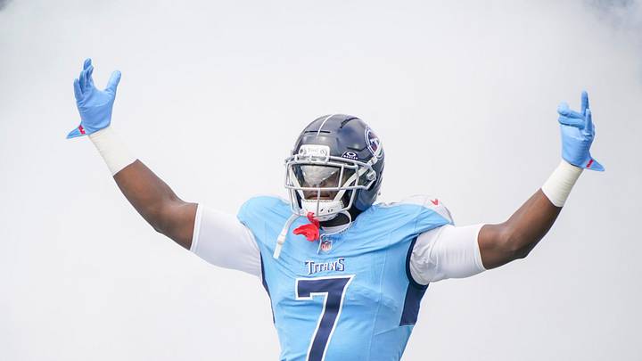 Tennessee Titans linebacker Oluwafemi Oladejo (7) takes the field before the game against the Indianapolis Colts at Nissan Stadium in Nashville, Tenn., Sunday, Sept. 21, 2025.