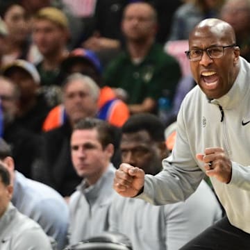 Oct 28, 2025; Milwaukee, Wisconsin, USA;  New York Knicks head coach Mike Brown reacts in the 4th quarter against the Milwaukee Bucks at Fiserv Forum. Mandatory Credit: Benny Sieu-Imagn Images