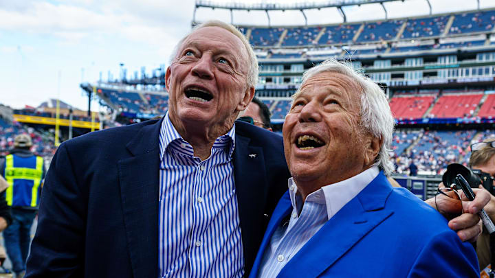 Dallas cowboys owner Jerry Jones and New England Patriots owner Robert Kraft 