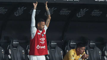 Corinthians v Santos - Campeonato Paulista 2025