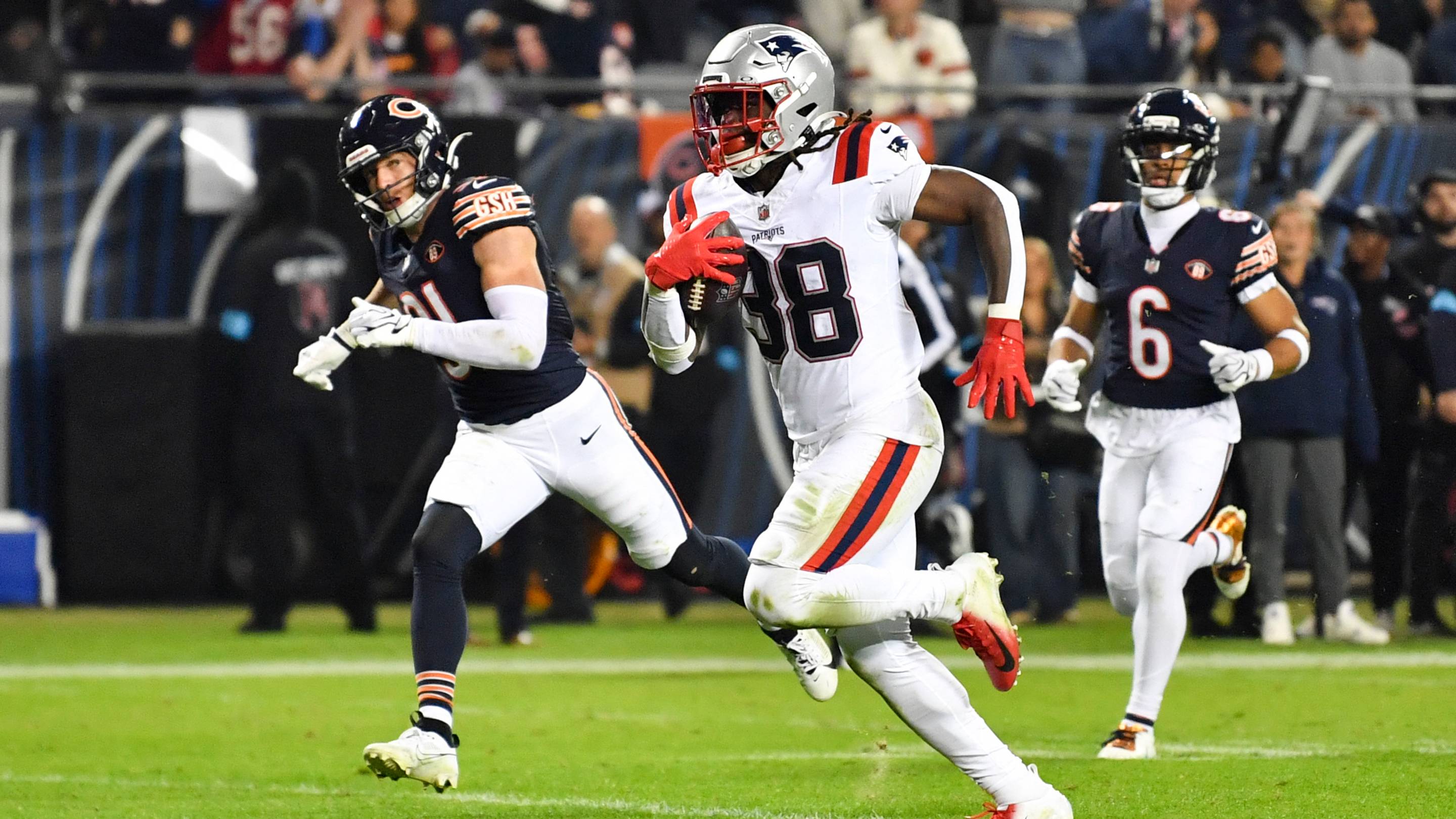 Patriots' Rhamondre Stevenson Details 'Momentum' Last-Second TD Scamper
