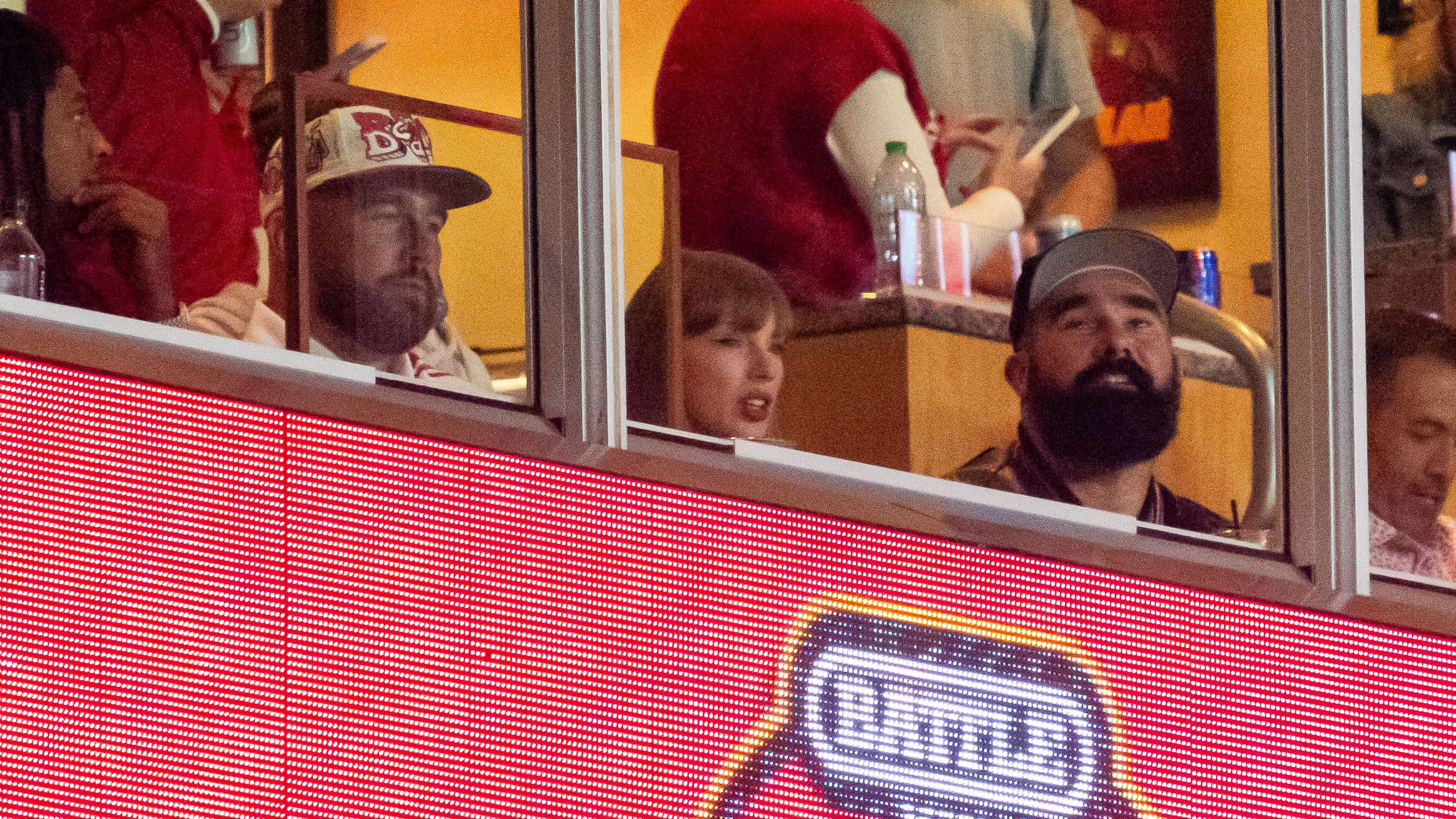 Jason Kelce shares story of Taylor Swift saving him from drinking non-alcoholic beer