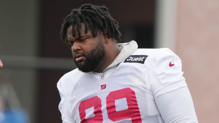 New Cowboy Jordan Phillips at training camp with the 2024 New York Giants.