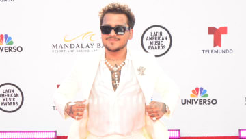 Christian Nodal mantuvo un retratado romance con Belinda que terminó hace algunos meses