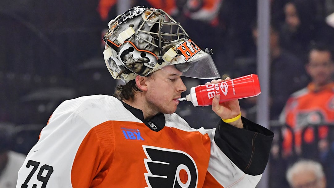 Jan 8, 2024; Philadelphia, Pennsylvania, USA; Philadelphia Flyers goaltender Carter Hart (79) against the Pittsburgh Penguins at Wells Fargo Center. Mandatory Credit: Eric Hartline-Imagn Images