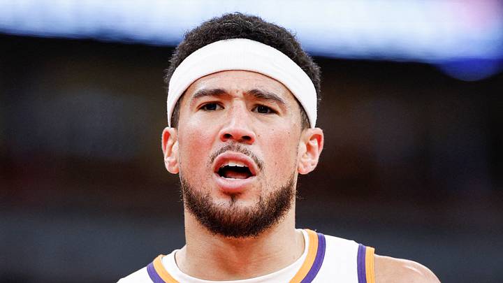 Phoenix Suns guard Devin Booker (1) reacts during the second half at United Center on Apr 5, 2026.