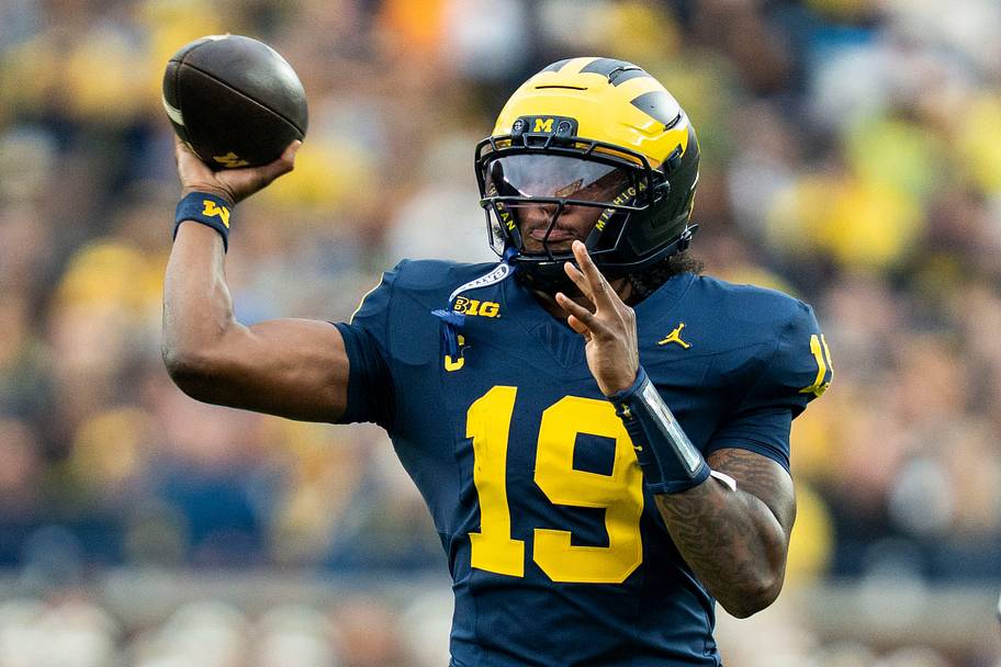 Michigan quarterback Bryce Underwood throws a pass against UTEP.