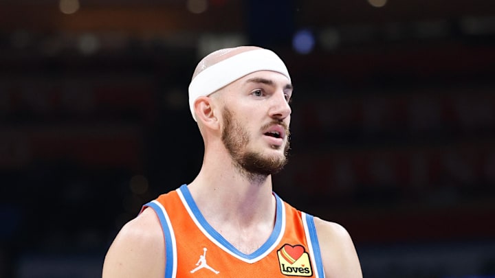 Nov 8, 2024; Oklahoma City, Oklahoma, USA; Oklahoma City Thunder guard Alex Caruso (9) during the second quarter against the Houston Rockets at Paycom Center. Mandatory Credit: Alonzo Adams-Imagn Images Nov 8, 2024; Oklahoma City, Oklahoma, USA; Oklahoma City Thunder guard Alex Caruso (9) during the second quarter against the Houston Rockets at Paycom Center. Mandatory Credit: Alonzo Adams-Imagn Images