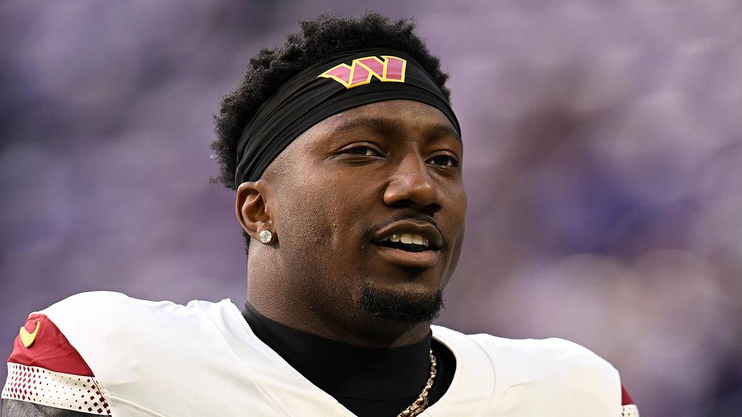 Washington Commanders wide receiver Deebo Samuel Sr. on the sidelines