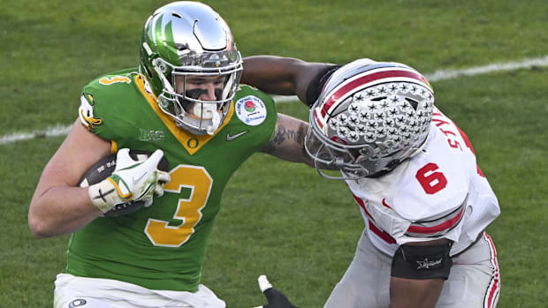 Oregon Ducks Terrance Ferguson Los Angeles Rams Tight End NFL Draft Rookie Kenyon Sadiq Dan Lanning Jacksonville Jaguars 