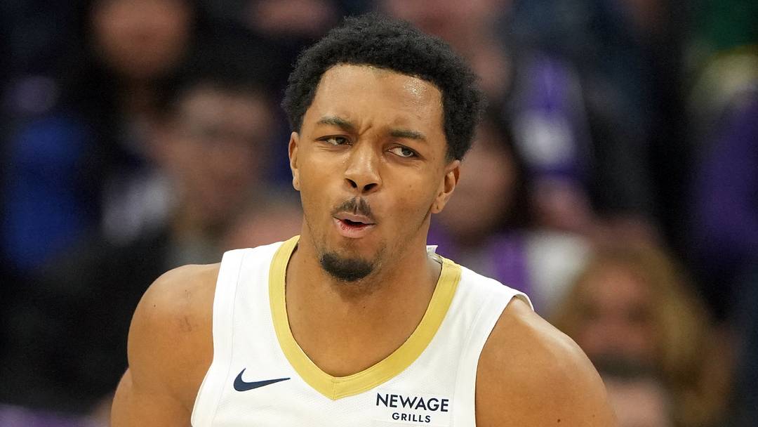 New Orleans Pelicans forward Trey Murphy III (25) reacts after dunking against the Sacramento Kings during the third quarter at Golden 1 Center on April 3, 2026. New Orleans Pelicans forward Trey Murphy III (25) reacts after dunking against the Sacramento Kings during the third quarter at Golden 1 Center on April 3, 2026.