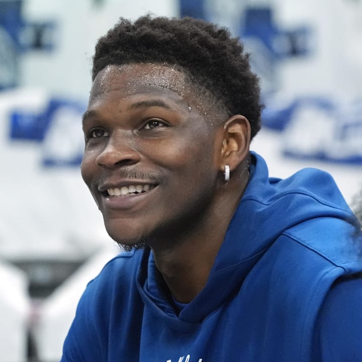 Minnesota Timberwolves guard Anthony Edwards prepares to play the Golden State Warriors 