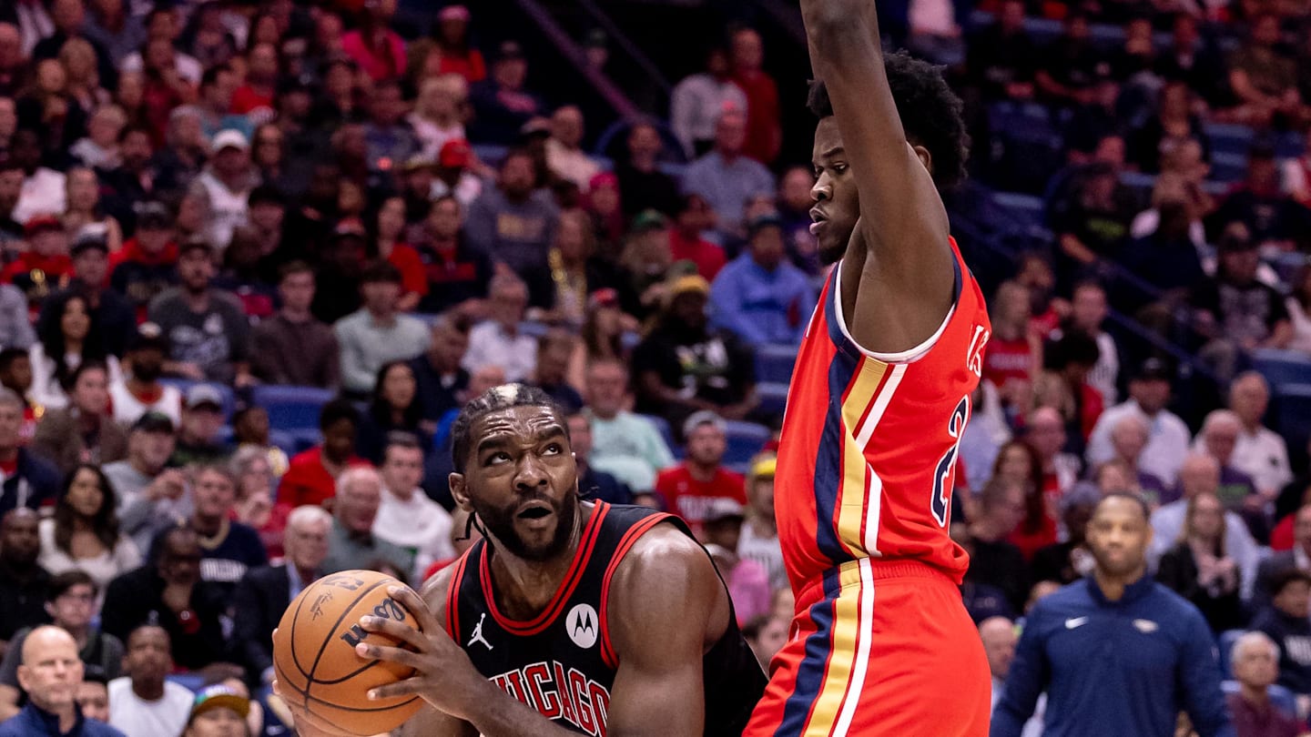New Orleans Pelicans Rookie Center Impresses In First Ever NBA Game