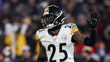 AFC Wild Card Playoffs: Pittsburgh Steelers v Baltimore Ravens