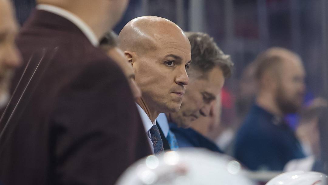 Apr 5, 2026; New York, New York, USA; Washington Capitals head coach Spencer Carbery watches his team from the bench during the third period against the New York Rangers at Madison Square Garden. Mandatory Credit: Danny Wild-Imagn Images
