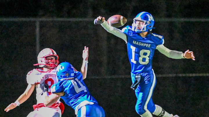 Mashpee defeated Rockland in a close 21-19 game on Friday night,