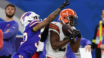 Cleveland Browns v Buffalo Bills