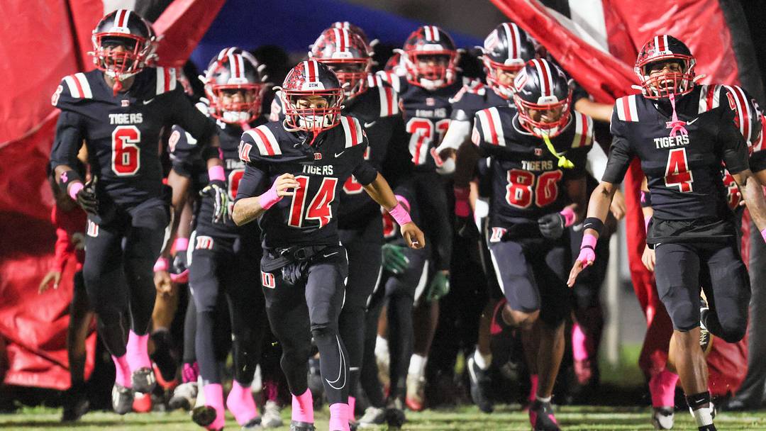 Dunnellon improved to 8-0 with a 41-35 win over Niceville on Oct. 23, keeping the Tigers among Florida’s 24 unbeaten high school football teams. Dunnellon visits fellow unbeaten Hawthorne on Oct. 30.