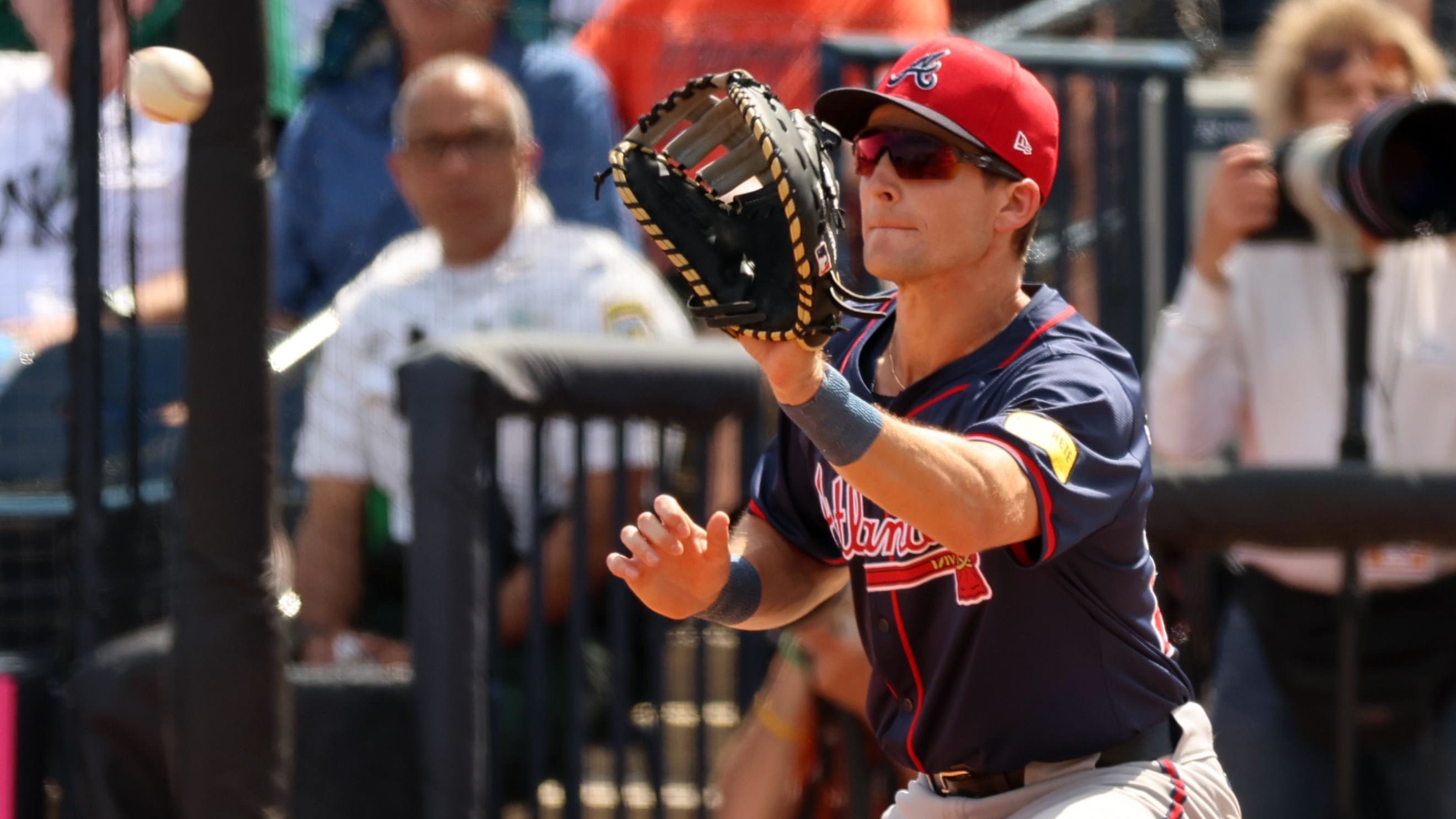 The Atlanta Braves have called up Luke Williams, who can play both infield and outfield as well as pinch-run. 