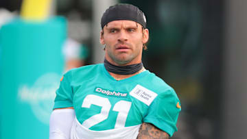 Jul 28, 2025; Miami Gardens, MI, USA; Miami Dolphins safety Minkah Fitzpatrick (right), safety Ashtyn Davis (center) and cornerback Jack Jones (left) work during training camp at Baptist Health Training Complex. Mandatory Credit: Sam Navarro-Imagn Images