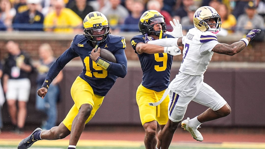 Michigan quarterback Bryce Underwood