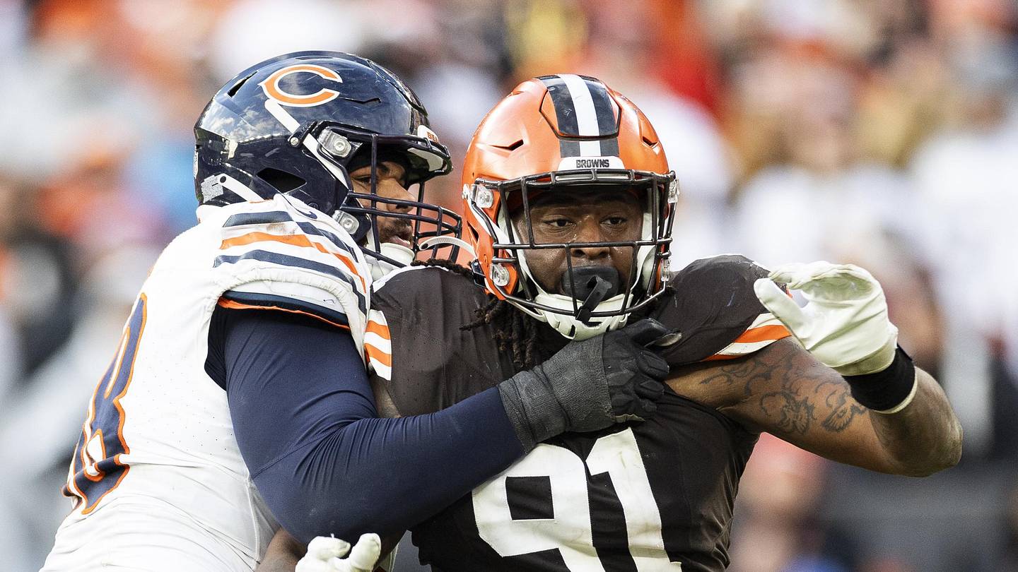 High Bears Offensive Line Ranking Comes with Big Problem - Vimarsana News