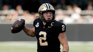Vanderbilt quarterback Diego Pavia (2) looks to pass the ball against Kentucky during the first quarter against Kentucky at FirstBank Stadium in Nashville, Tenn., Saturday, Nov. 22, 2025.