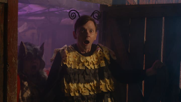 DJ Qualls wears blood-splattered bumblebee Halloween costume