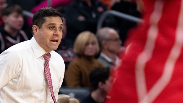 Cincinnati Bearcats head coach Wes Miller coaches in the first half of the NCAA men   s basketball game between the Cincinnati Bearcats and the Houston Cougars at Fifth Third Arena in Cincinnati on Sunday, Jan. 8, 2023.

Ncaa Basketball Houston Cougars At Cincinnati Bearcats