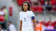 Le retour de la capitaine, Wendie Renard