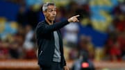 Sem Gabigol, Flamengo aciona Pedro. Mas e quando perde Arrascaeta? Paulo Sousa tem problema nas mãos. 