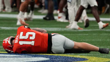 Georgia quarterback Carson Beck (15) 