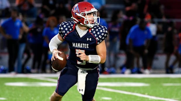 Manatee Hurricanes' quarterback Andrew Heidel