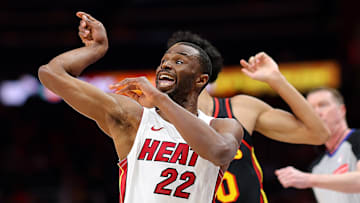 El Heat podría enviar a Andrew Wiggins a los Lakers en verano