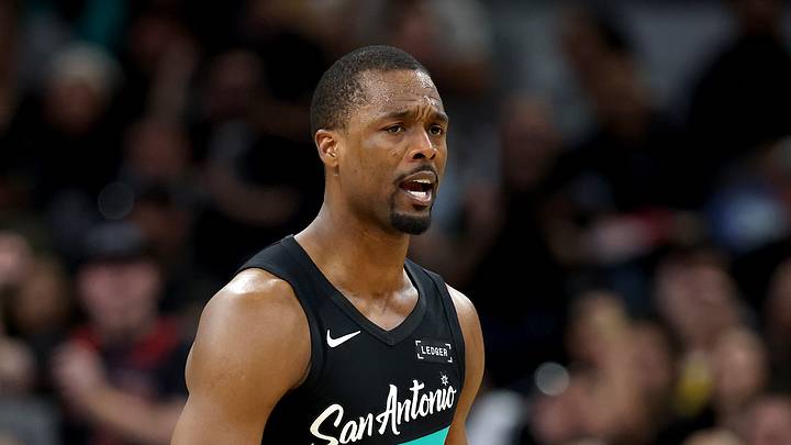 Oklahoma City Thunder v San Antonio Spurs