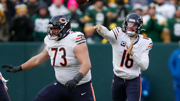 Chicago Bears quarterback Caleb Williams (18) passes the ball against the Green Bay Packers on Sunday, January 5, 2025, at La