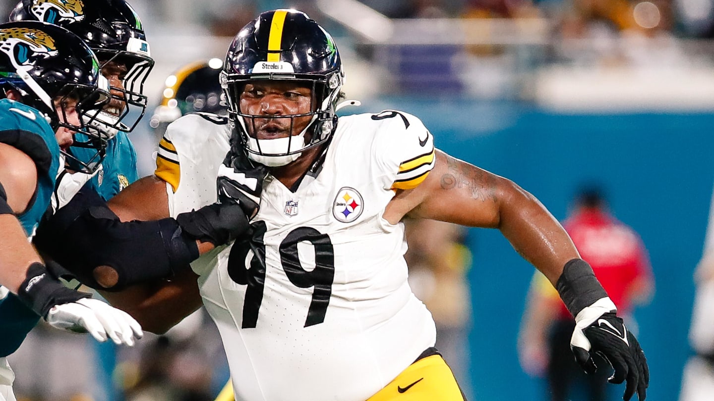 Steelers Sign Veteran DB Peppers, Rookie Harmon Nears Return