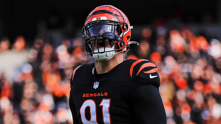 Trey Hendrickson reported to training camp Wednesday as the Bengals defense continues to get up to speed without him under new defensive coordinator Al Golden. Trey Hendrickson reported to training camp Wednesday as the Bengals defense continues to get up to speed without him under new defensive coordinator Al Golden.