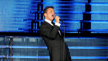 Luis Miguel accedió a tomarse una foto con tres influencers en Miami