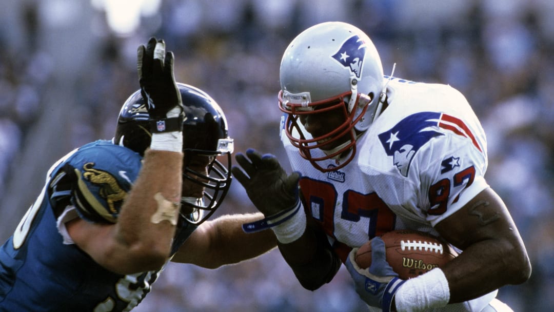 New England Patriots tight end Ben Coates