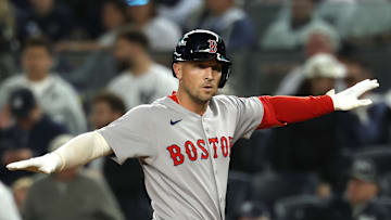 Who will sign Boston Red Sox third baseman Alex Bregman?