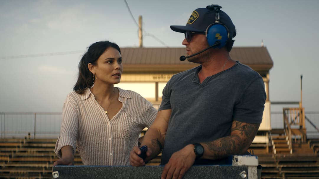 Samantha (Nathalie Kelley) and Logan (Ryan Phillippe) in MOTORHEADS 