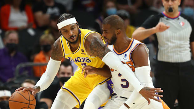 Lakers forward Carmelo Anthony, Suns guard Chris Pau
